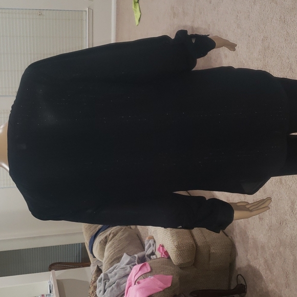 Notations s metallic silver stripes vneck flowy button tab sleeves - Picture 5 of 6